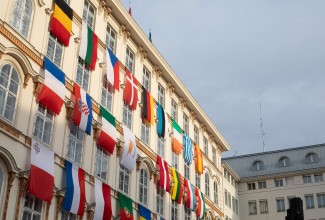 benjamin-kaufmann-nF8NskV22So-unsplash